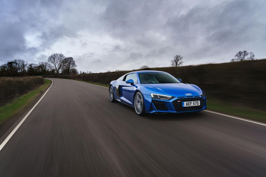  Audi R8 V10 2019 года  (UK) (фото 50 из 79)